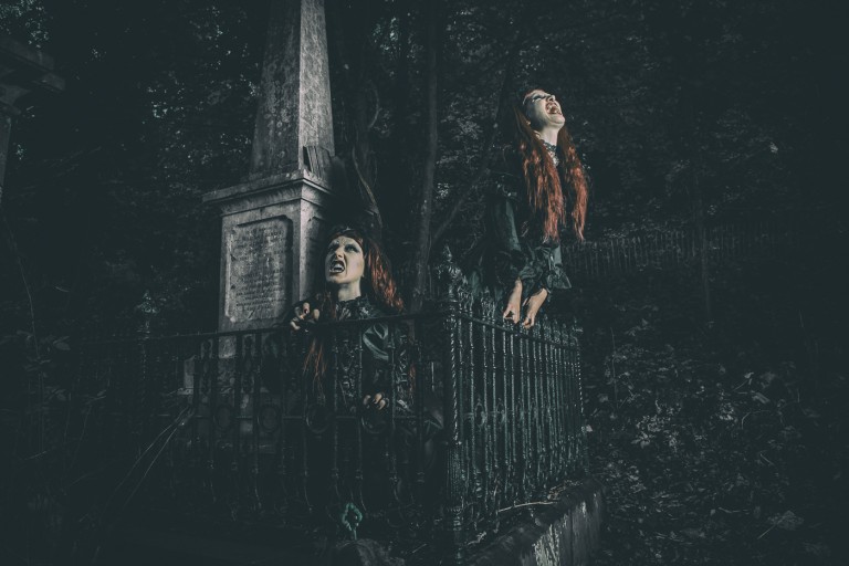 Hire scary vampire Halloween entertainment. The UK's most terrifying Halloween acts